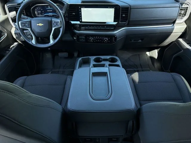 Used 2025 Black Chevrolet LT image 17