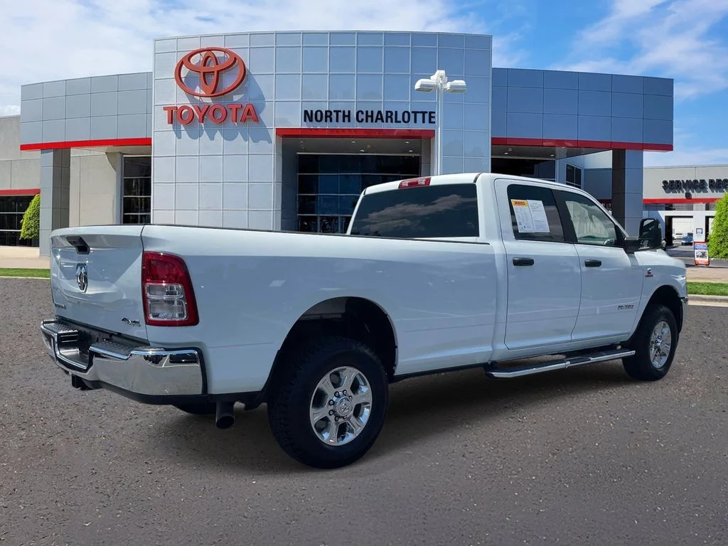 2024 RAM Ram 3500 Pickup Big Horn - Photo 8