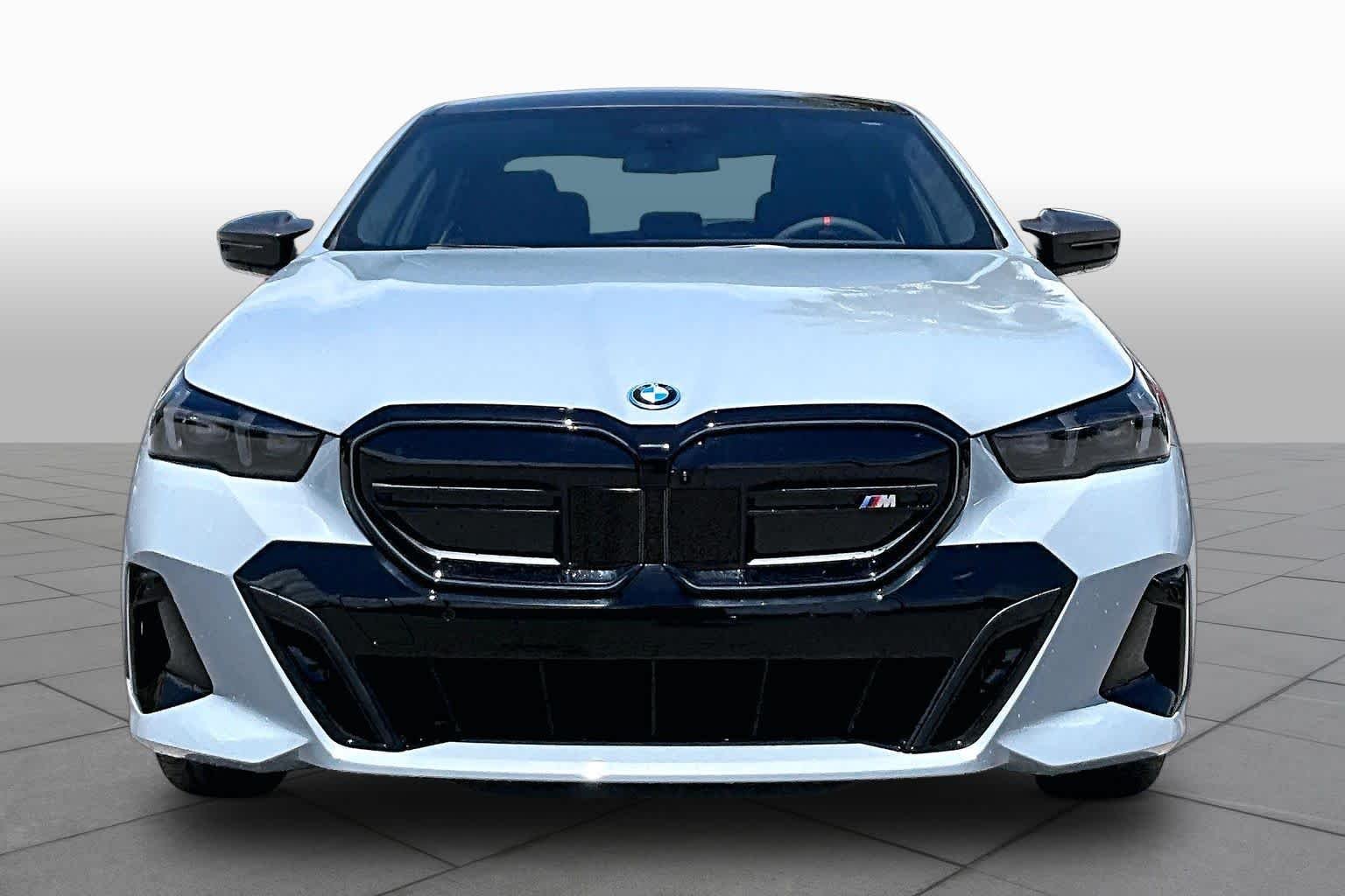 New 2026 Brooklyn Grey Metallic BMW M60 image 3