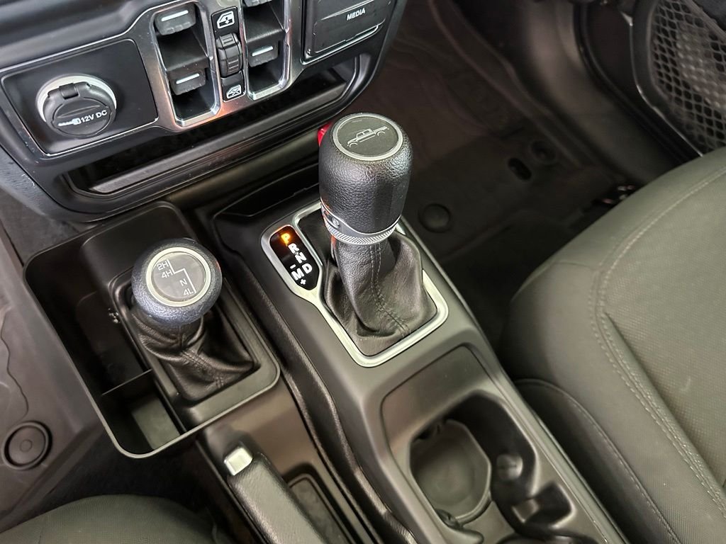 Used 2020 Gray Jeep Altitude image 26