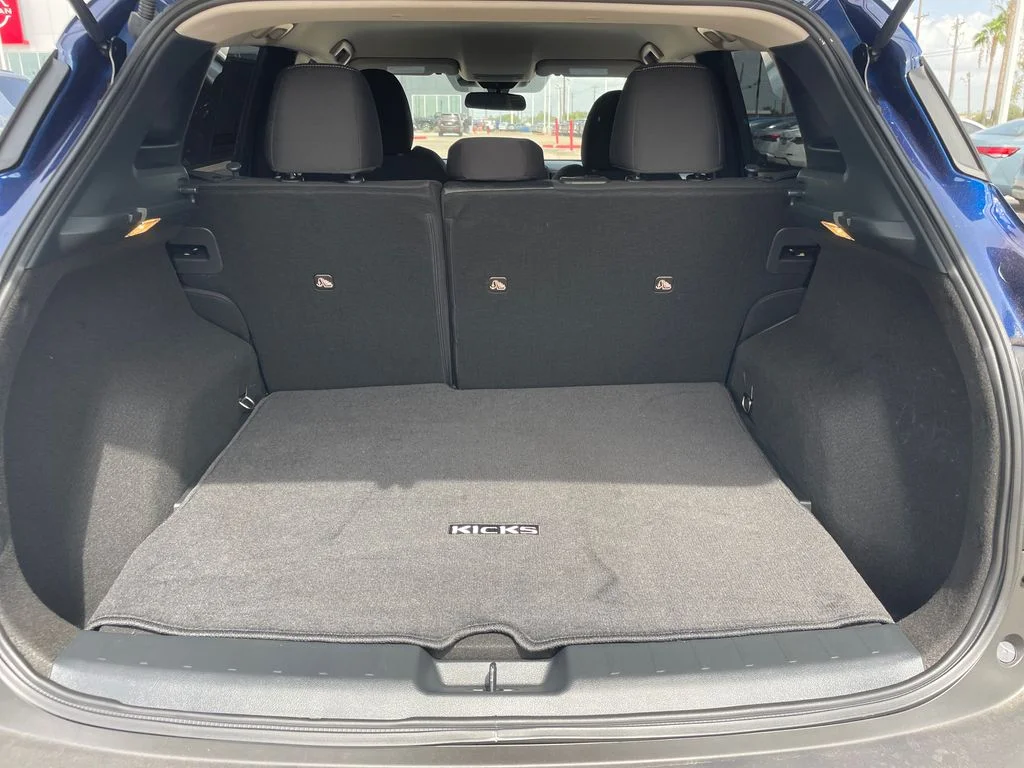 Used 2025 Blue Nissan SV image 23