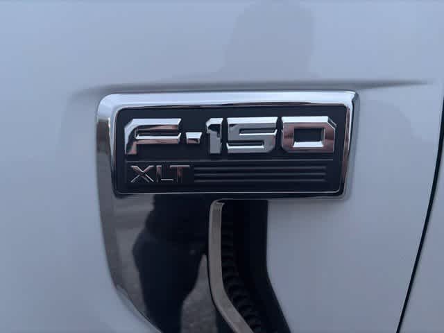 Used 2025 Oxford White Ford XLT image 3