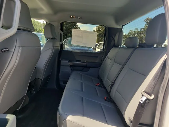 New 2026 Oxford White Ford XL image 13