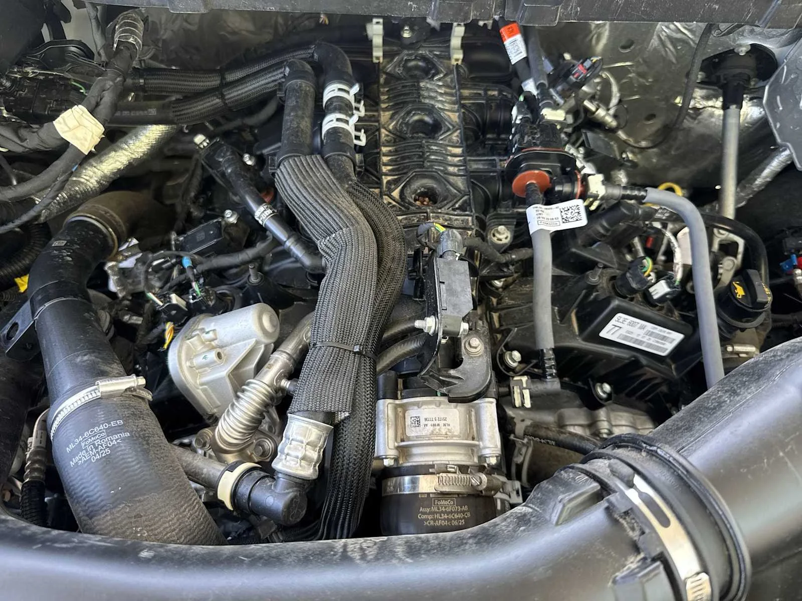 Used 2025 Oxford White Ford XLT image 13