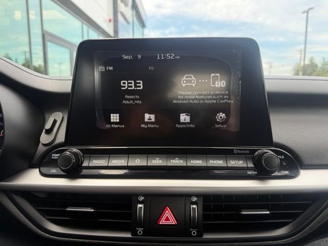 Used 2020 Blue Kia LXS image 19