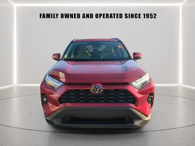 Used 2024 Red Toyota XLE Premium image 5