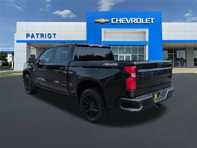 Used 2023 Black Chevrolet RST image 8
