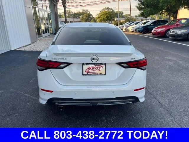 Used 2021 White Nissan SR image 33