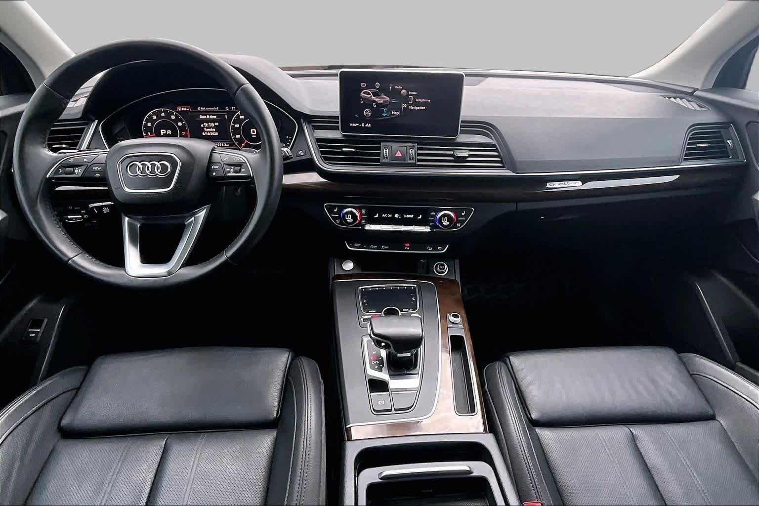 Used 2018 Manhattan Gray Metallic Audi Tech Premium Plus image 16