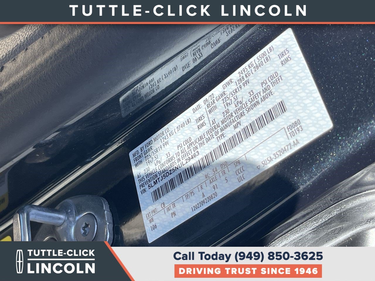 Certified Used 2022 Flight Blue Lincoln Grand Touring image 33