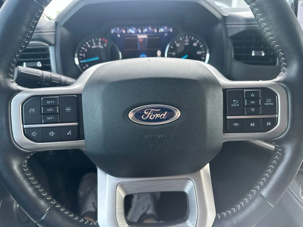 Used 2024 Black Ford XLT image 13