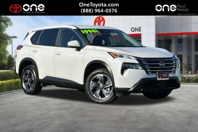 2025 Nissan Rogue SV