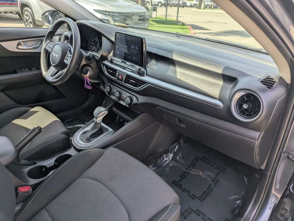 Used 2023 Gray Kia LXS image 28
