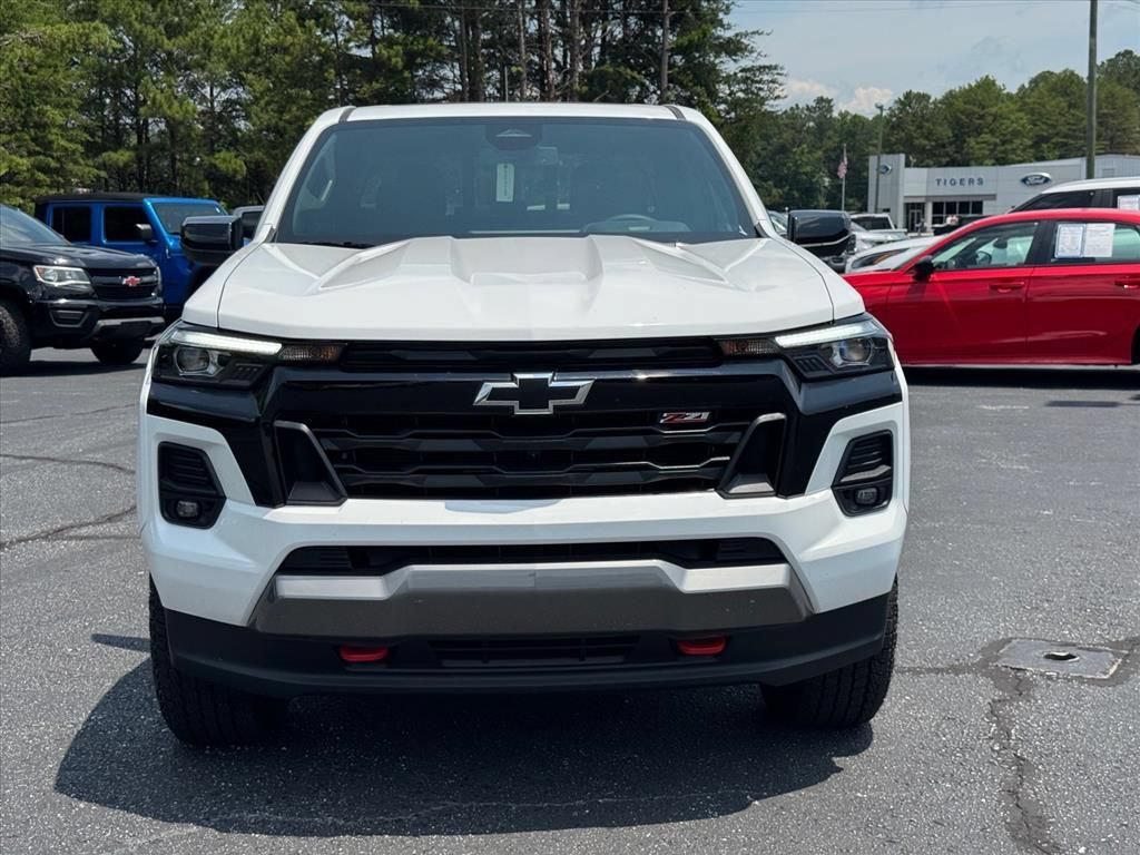 2026 Chevrolet Colorado Z71 - Photo 8
