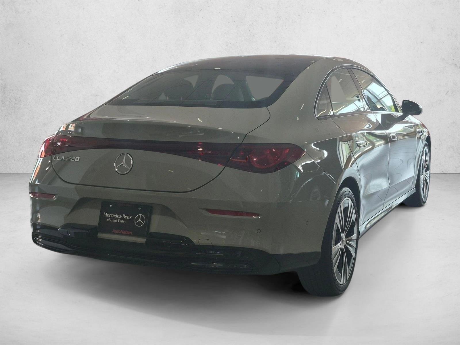 New 2027 MANUFAKTUR Alpine Grey Mercedes-Benz CLA220 image 2