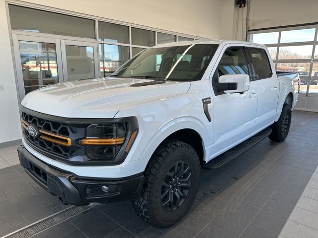 New 2025 Oxford White Ford Tremor® image 6