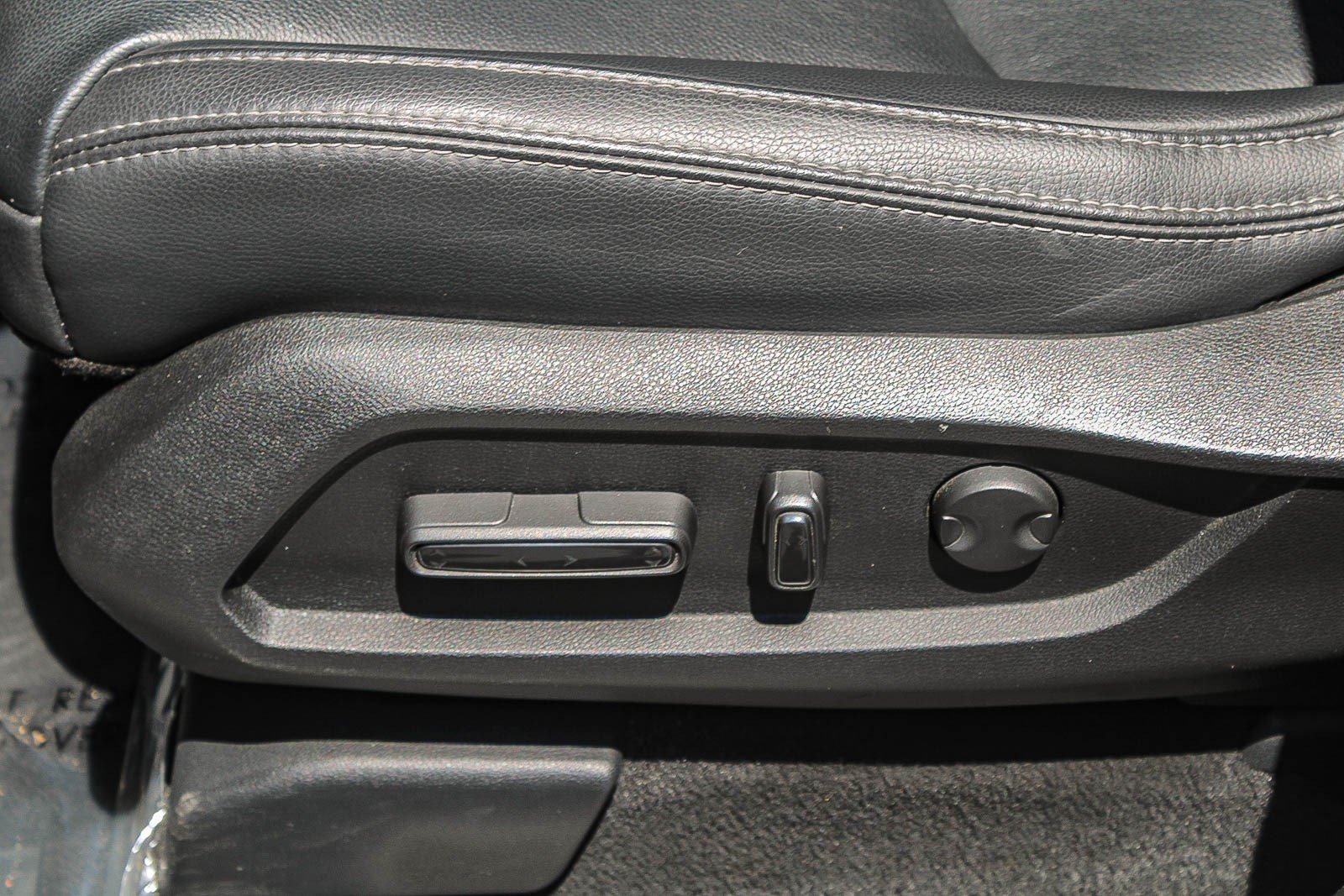 2023 Honda Pilot EX-L - Photo 22