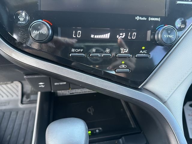 2019 Toyota Camry XLE - Photo 22