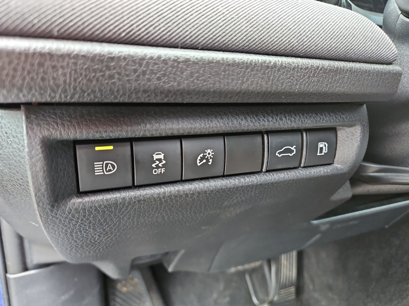 Used 2025 Blue Toyota LE image 22