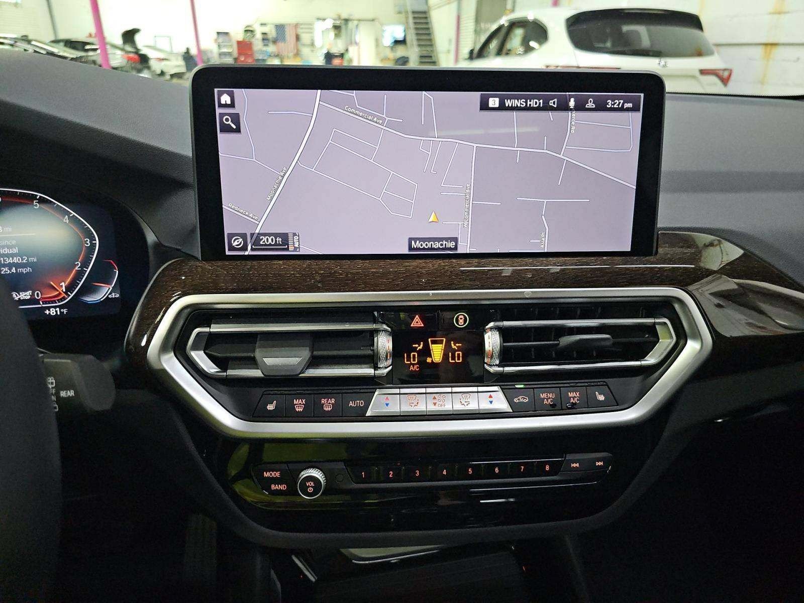 Used 2023 Dark Graphite Metallic BMW xDrive30i image 8