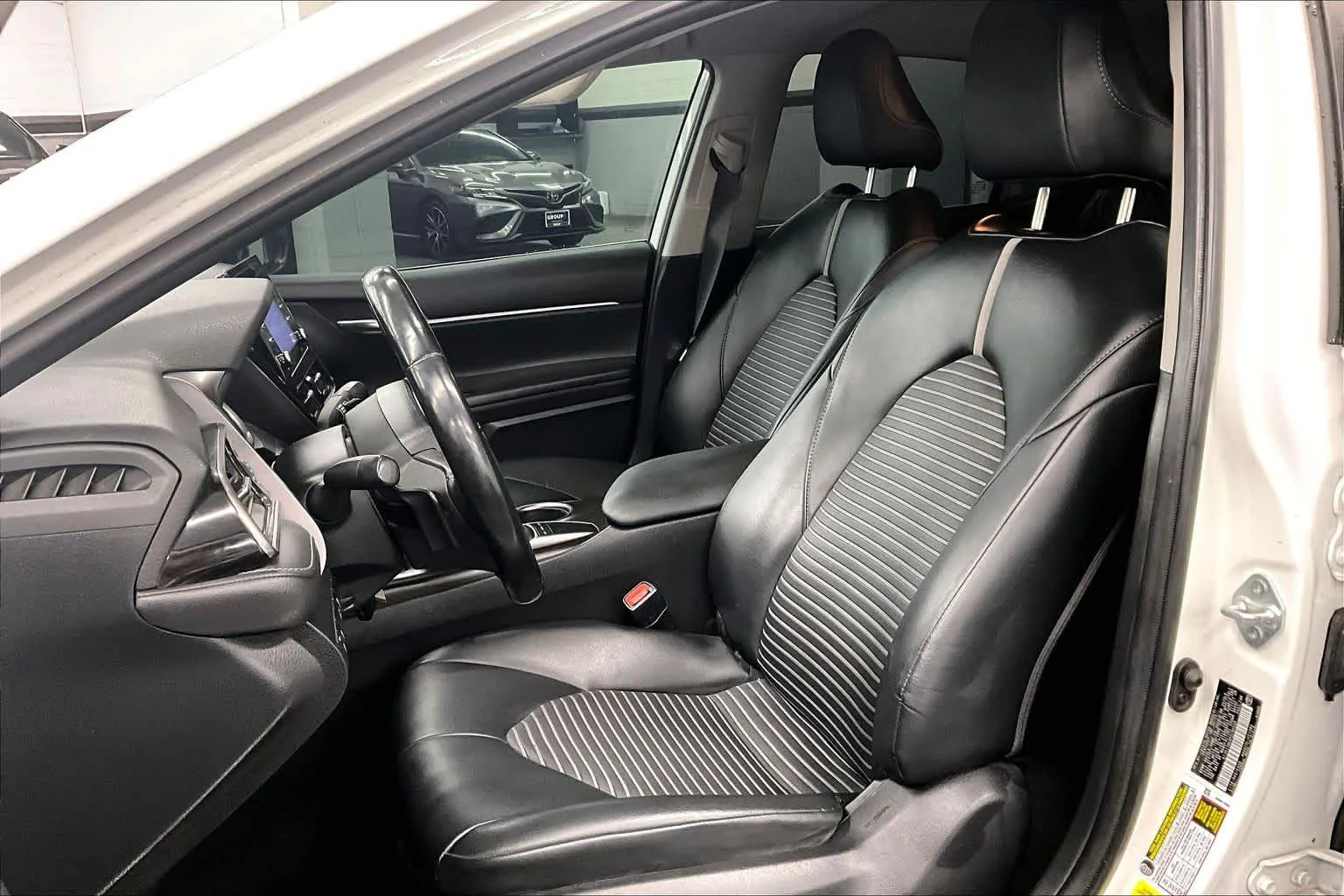 Used 2023 Ice Cap Toyota SE image 8