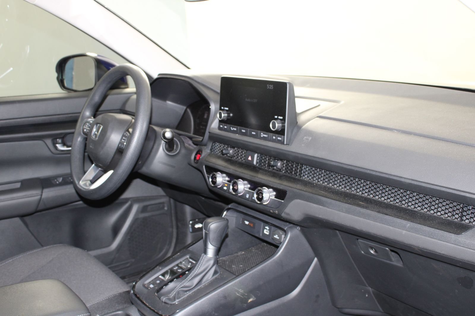 Used 2024  Honda LX image 26