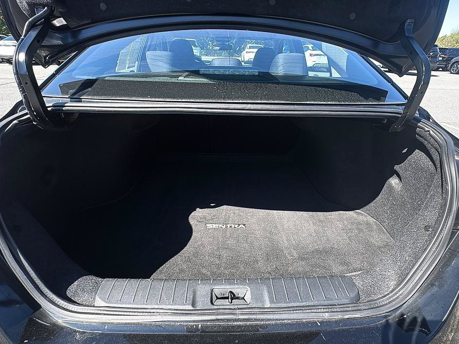 Used 2025 Super Black Nissan SV image 37