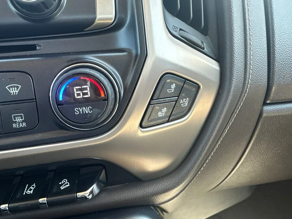 Used 2015 Gray GMC Denali image 22