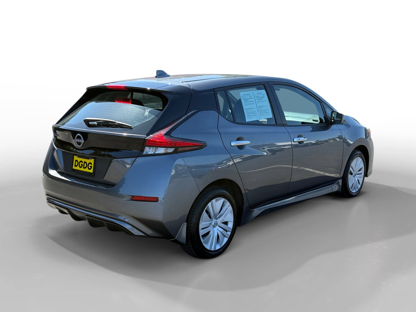 Used 2025 Gun Metallic Nissan S image 5