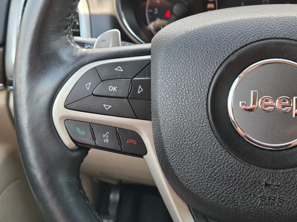 Used 2016 White Jeep Limited image 25