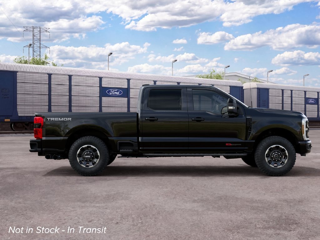 New 2027 Agate Black Metallic Ford Lariat image 5