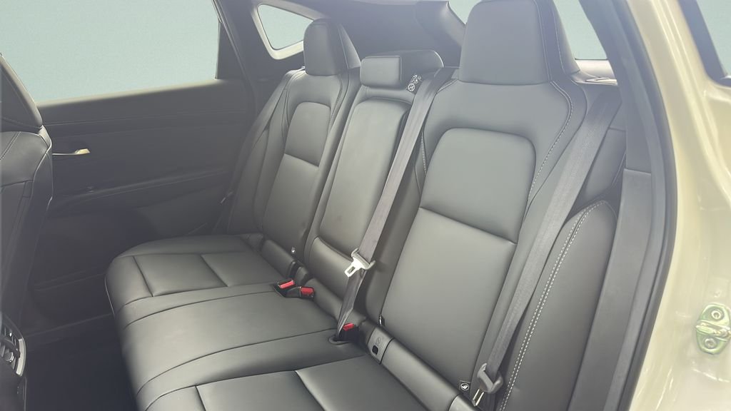 Used 2025 White Nissan SL image 31