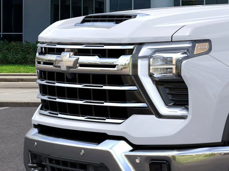 New 2025 Summit White Chevrolet LTZ image 13