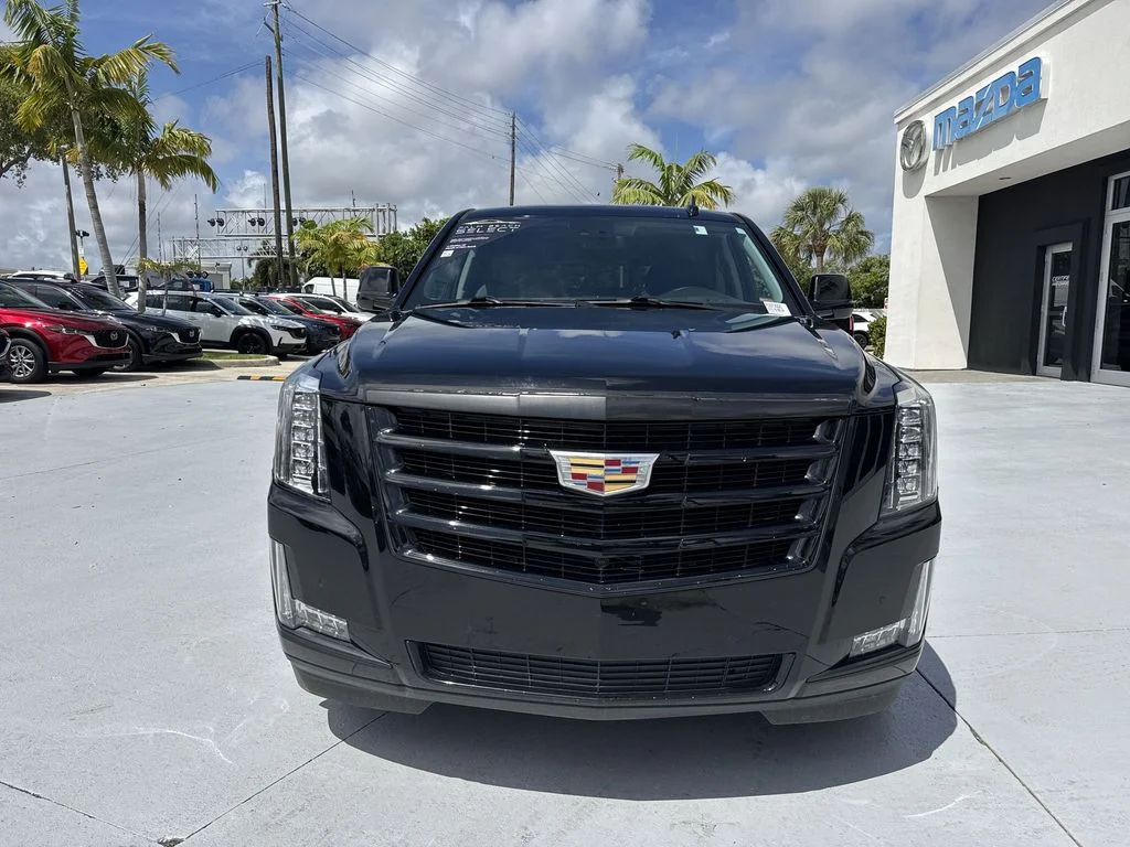 Used 2020 Black Raven Cadillac Luxury image 29