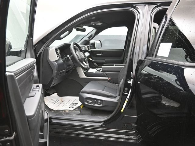 2026 Toyota Tundra SR5 - Photo 10