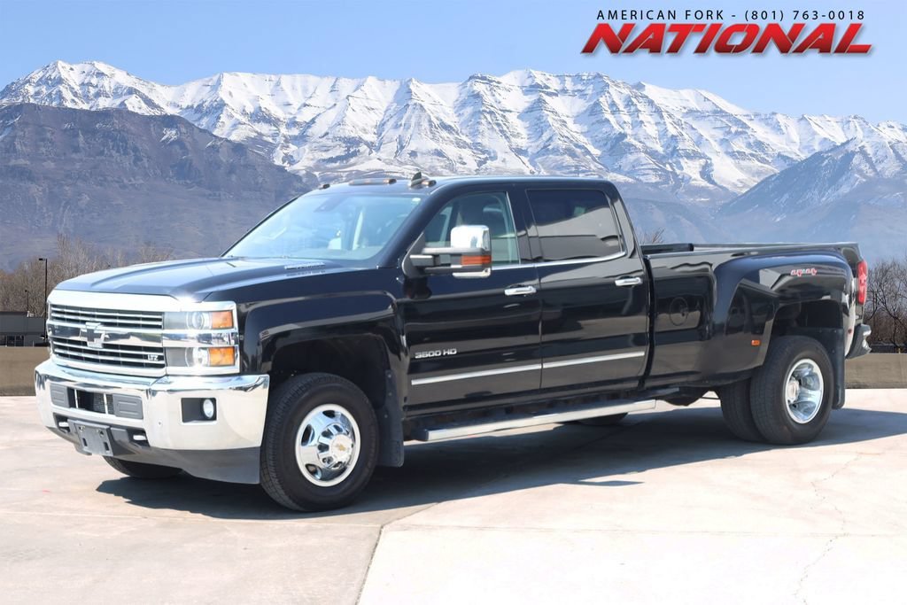 2015 Chevrolet Silverado 3500HD LTZ 4WD photo