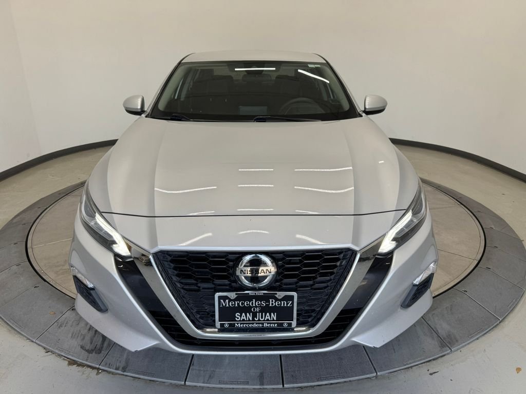Used 2022 Brilliant Silver Metallic Nissan 2.5 SV image 14