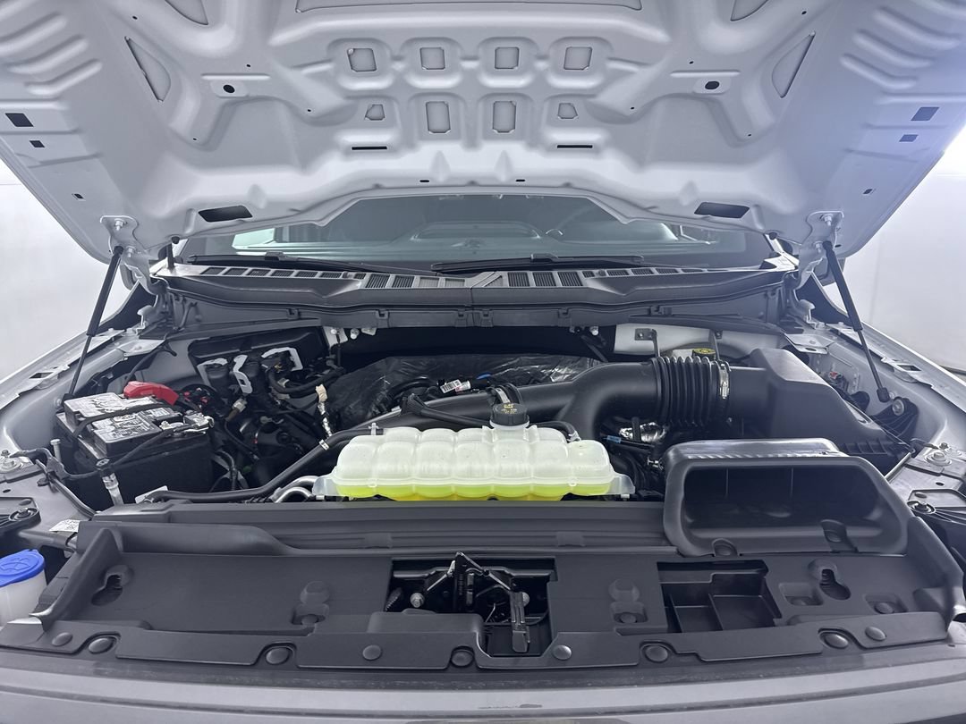 New 2026 Oxford White Ford STX image 27