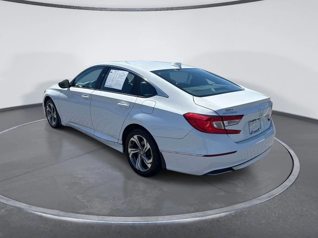 Used 2018 White Honda EX-L image 5