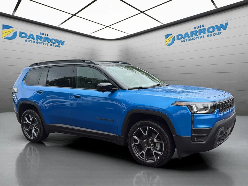 New 2026 Hydro Blue Pearl-Coat Exterior Paint Jeep Overland image 7