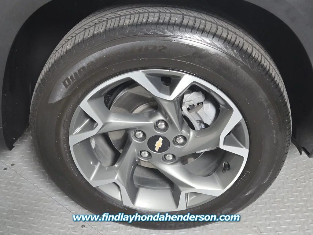 Used 2024 Sterling Gray Metallic Chevrolet LT image 12