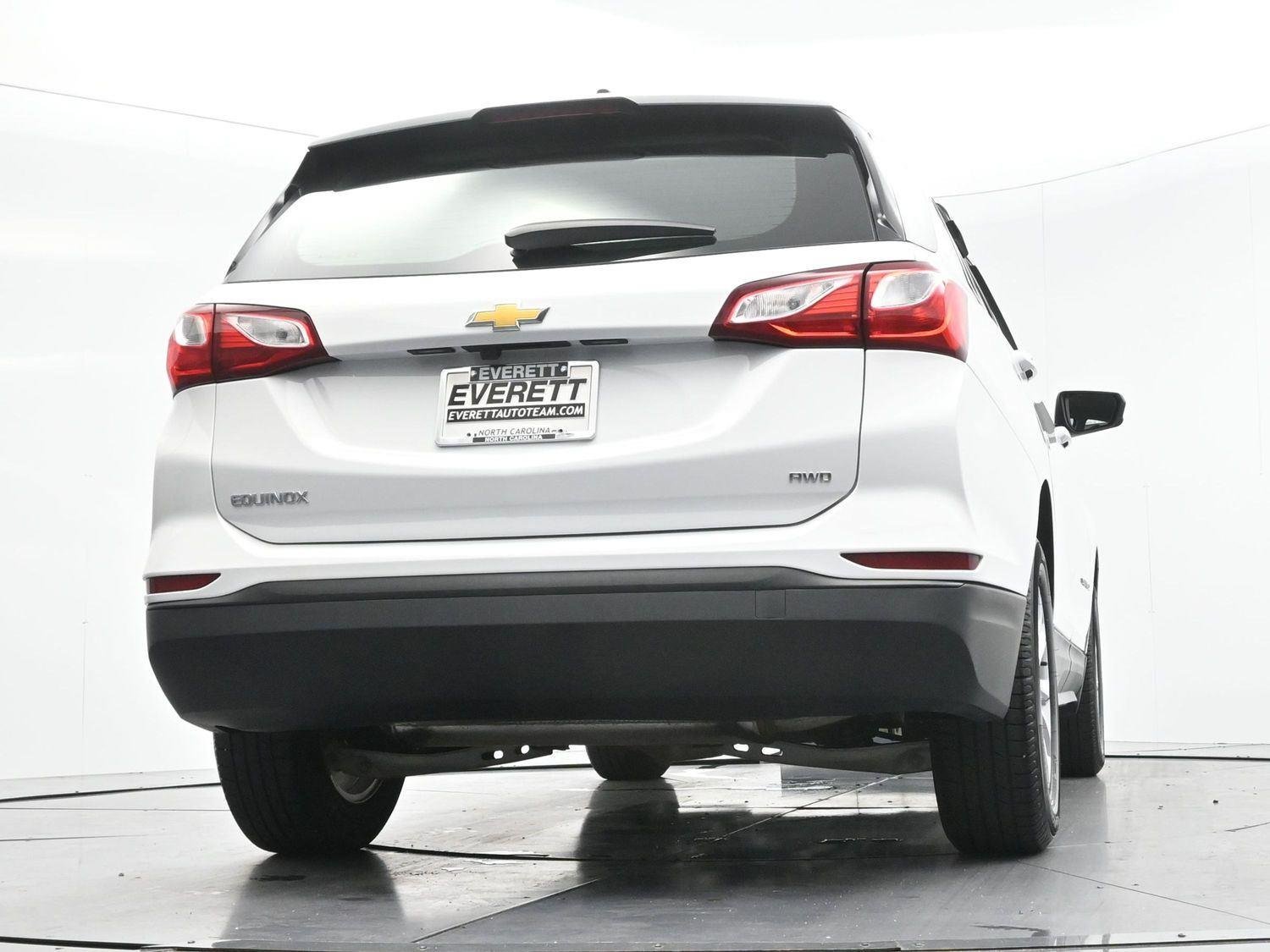 Used 2019 SUMMIT WHITE Chevrolet LS image 44