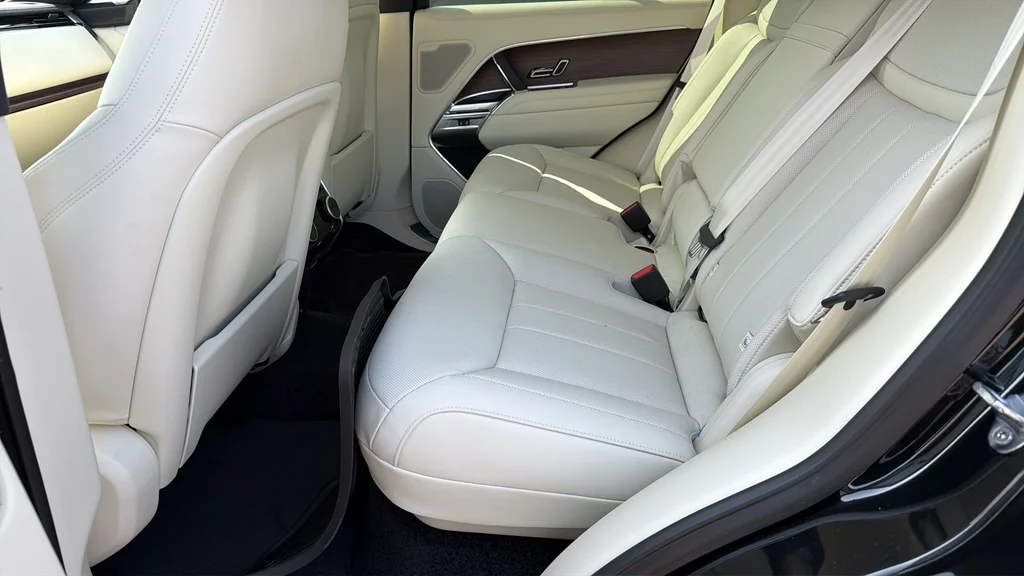 New 2026 Black Land Rover SE image 18