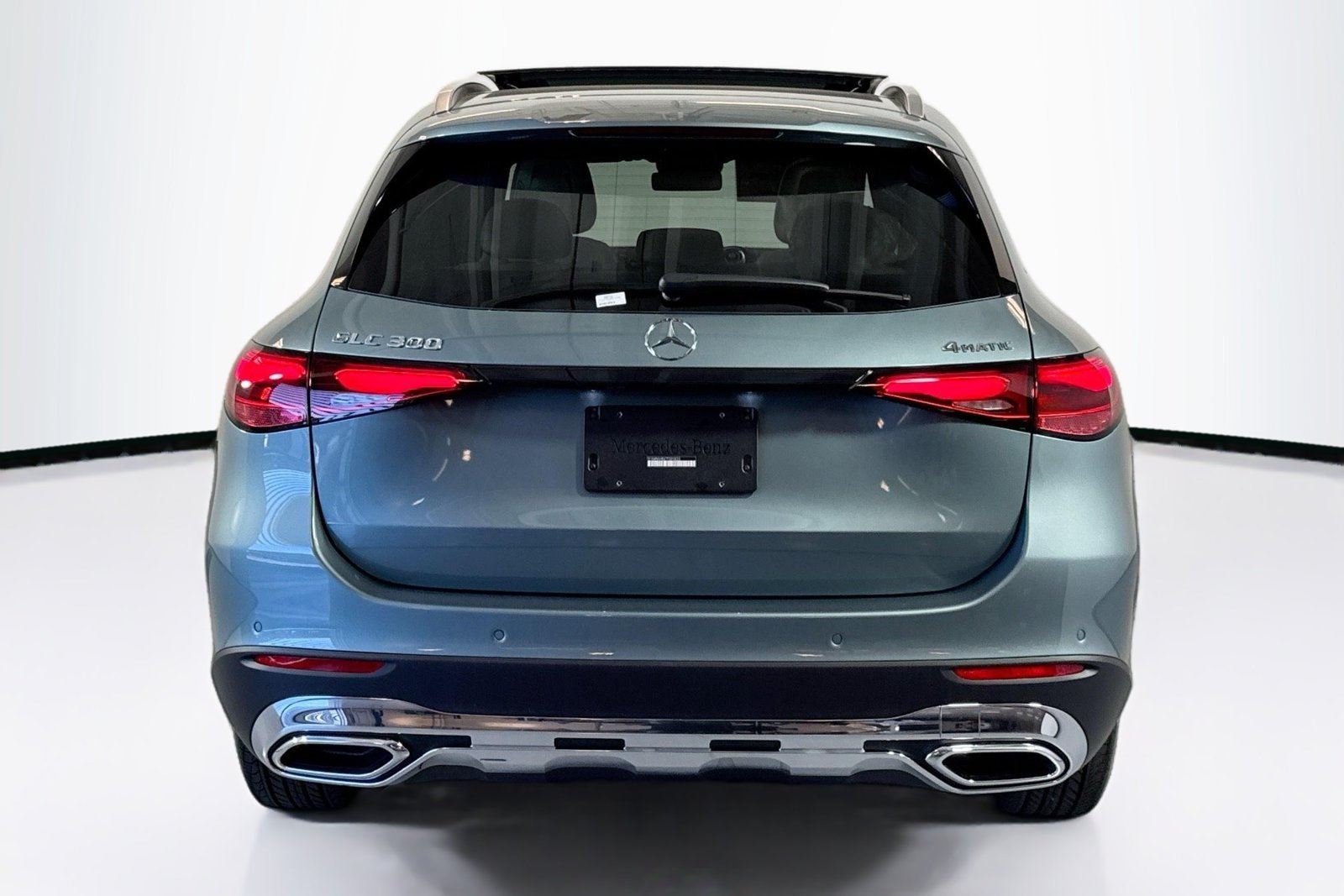 New 2026 Verde Silver Metallic Mercedes-Benz GLC 300 image 6