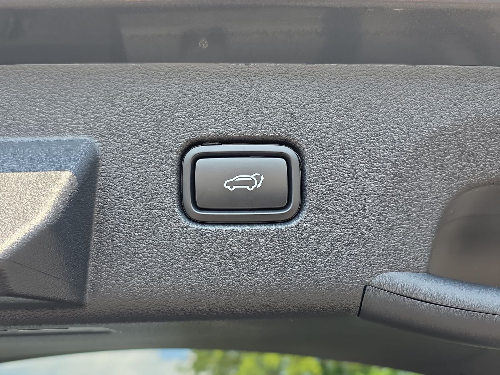 Used 2025 Gray Kia SX-Prestige image 13