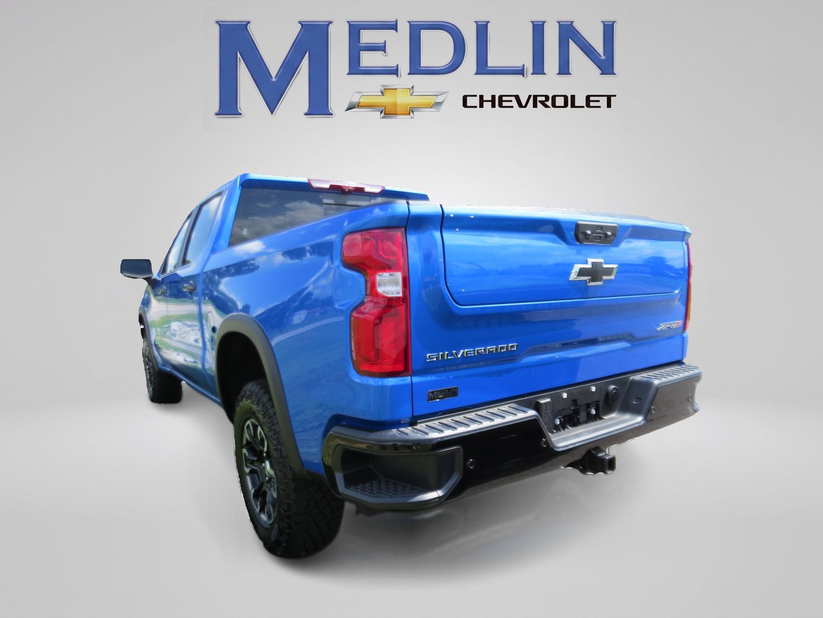 Used 2026 Riptide Blue Metallic Chevrolet ZR2 image 4