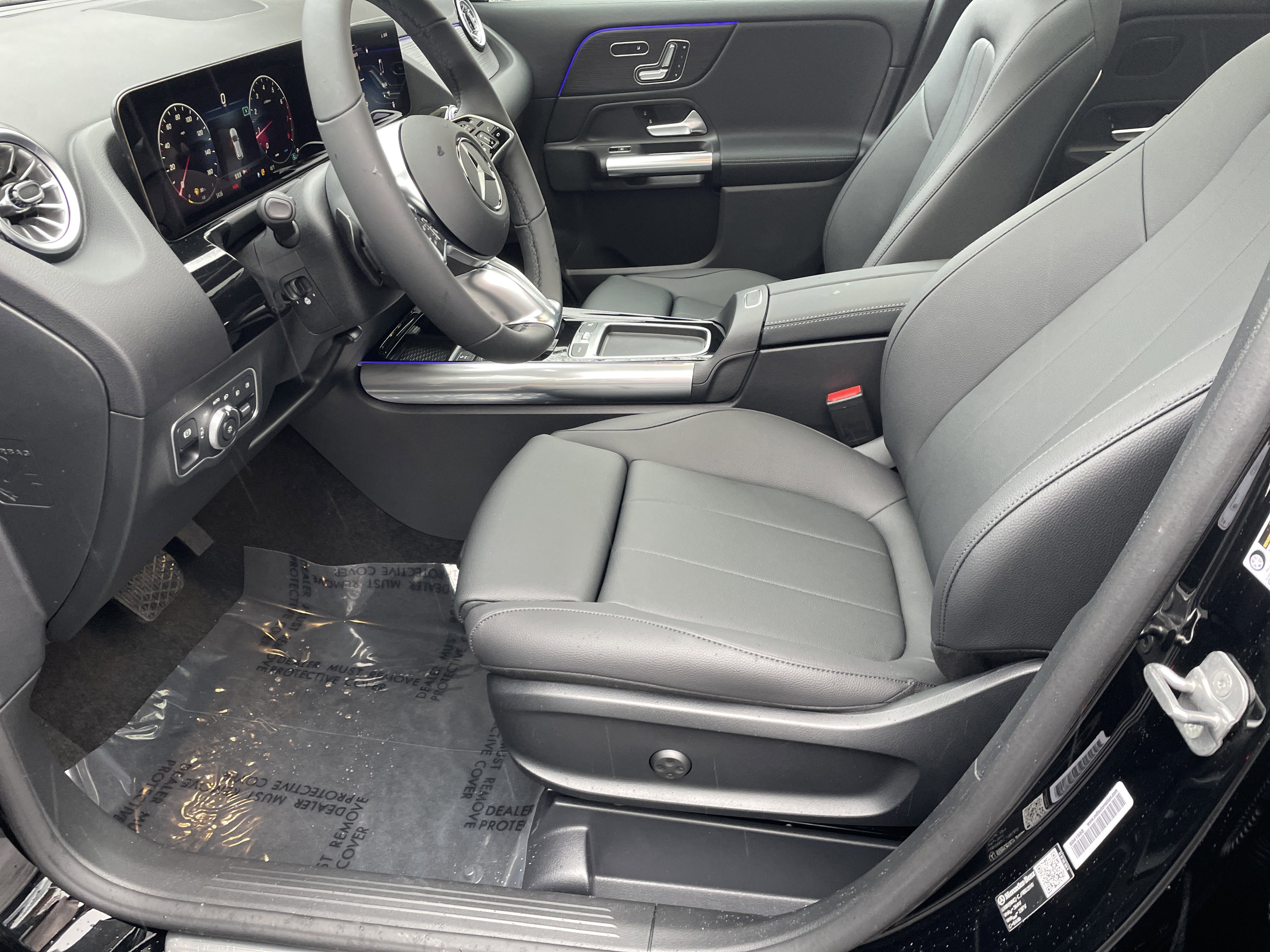 New 2026 Night Black Mercedes-Benz GLA 250 SUV image 18