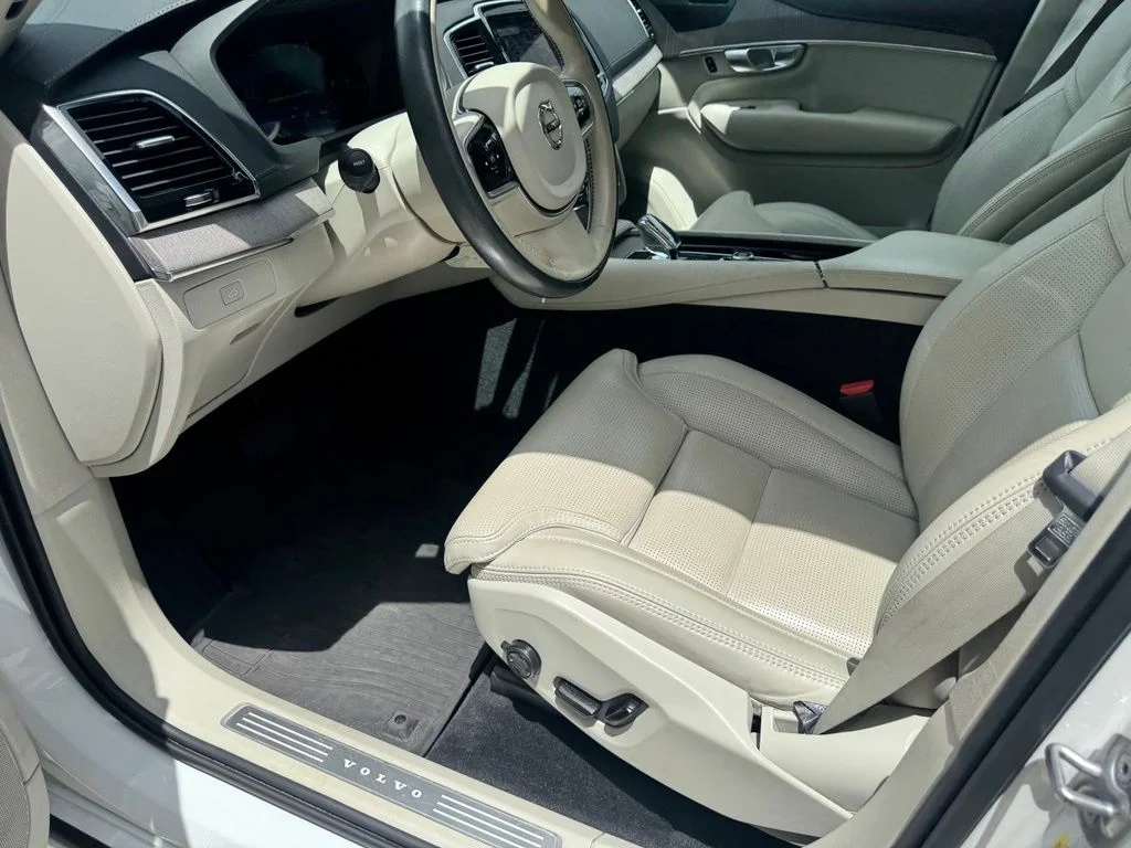 Used 2024 White Volvo Ultimate image 25