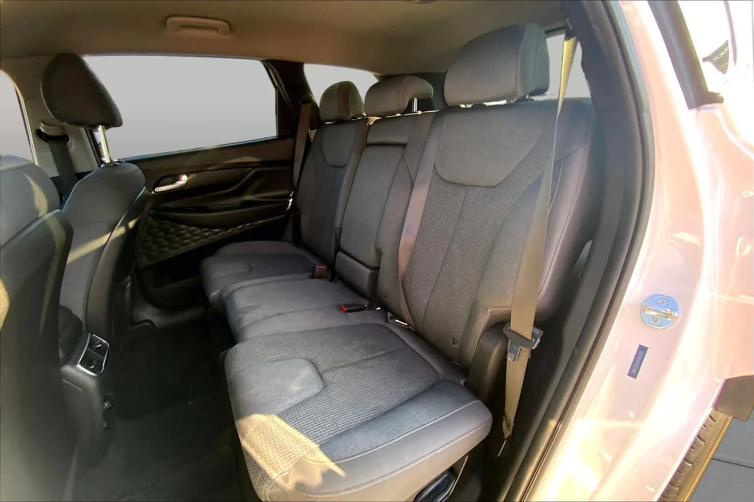 Used 2023 Serenity White Pearl Hyundai SEL image 17