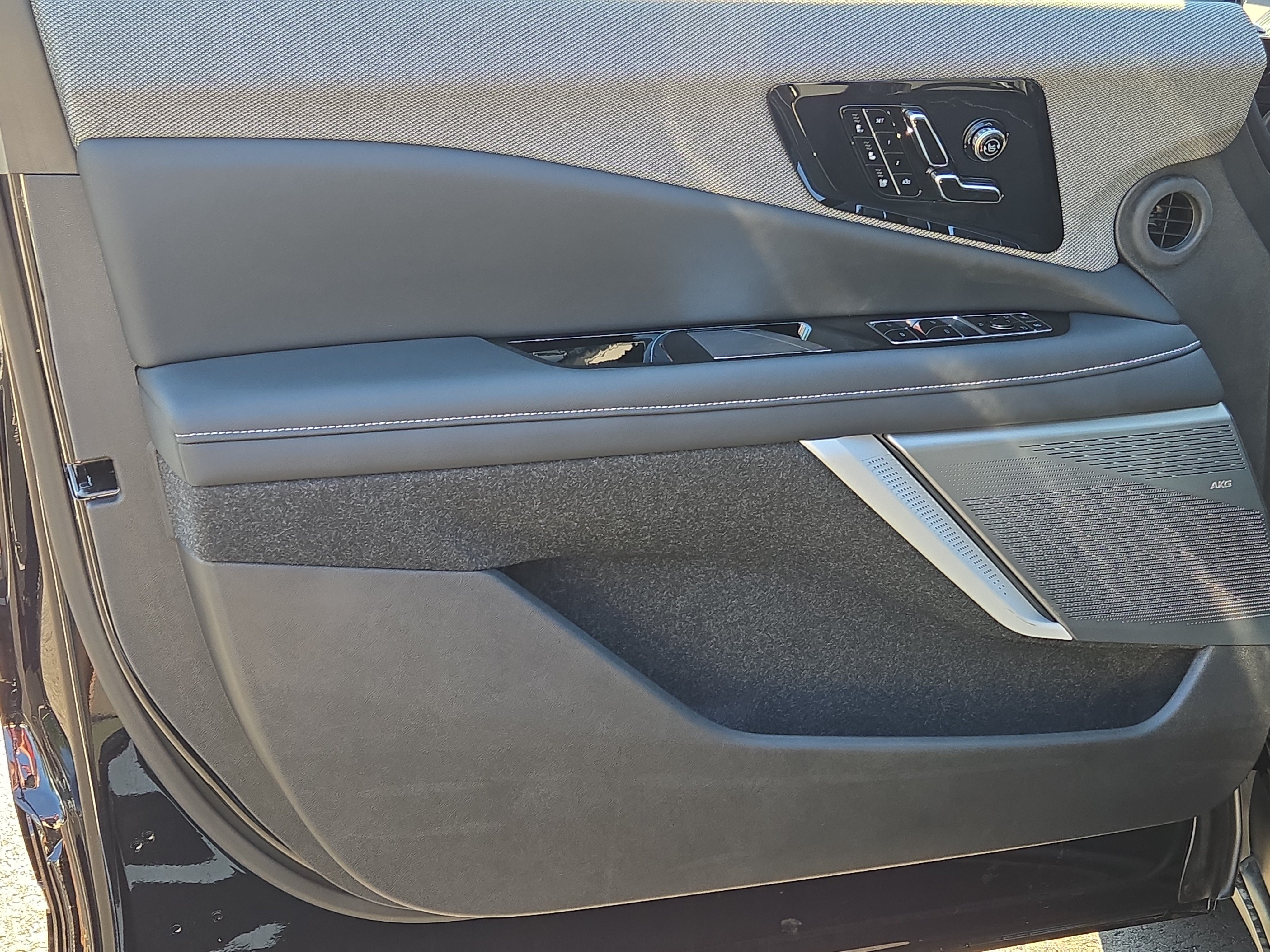 2026 Cadillac OPTIQ Premium Sport - Photo 15